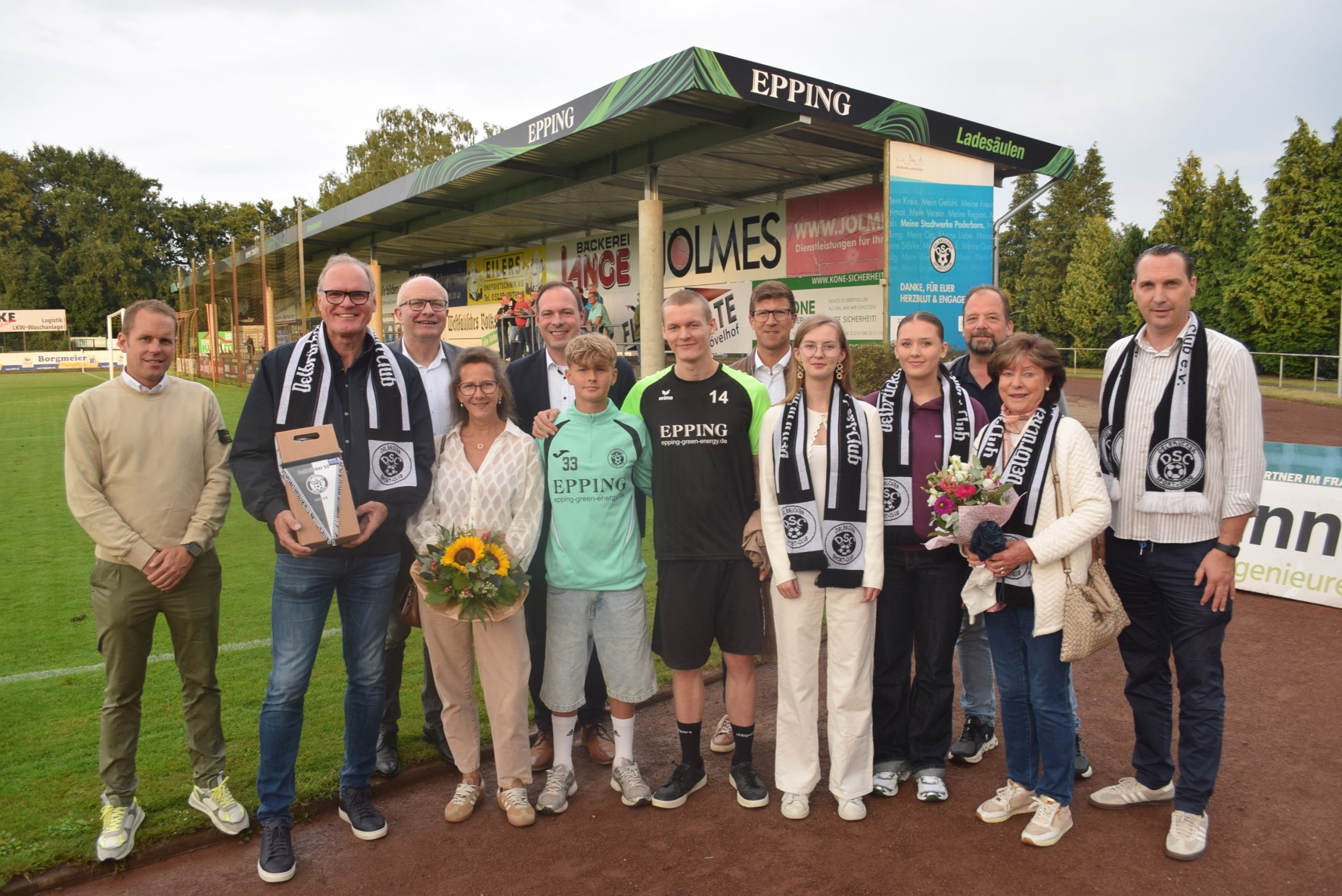 Eröffnung der Südtribüne Laumeskamp